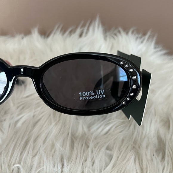 {Wild Fable} Studded Sunglasses with 100% UV Protection in Black - NWT - Picture 2 of 5